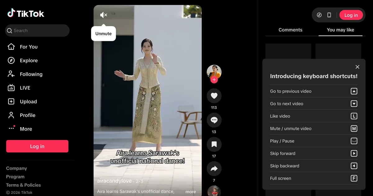 AI Dancing Girl screenshot